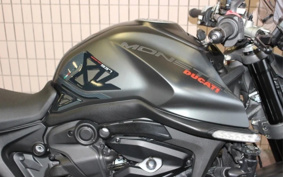 DUCATI MONSTAR 937 PLUS 2022 4M00
