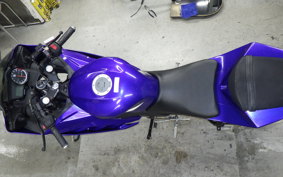 YAMAHA YZF-R15 2024