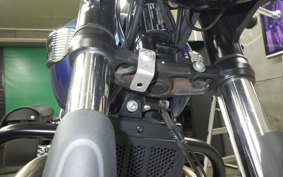 TRIUMPH BONNEVILLE T100 2023