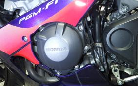 HONDA CBR900RR 3 2000