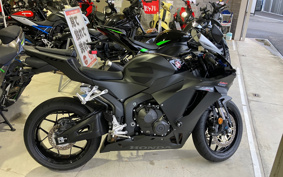 HONDA CBR600RR 2025 PC40