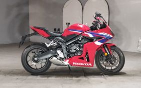 HONDA CBR650R E-Clutch 2026 RH17