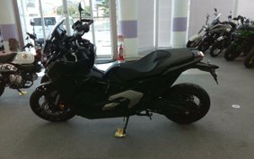 HONDA X-ADV 750 2026 RH21