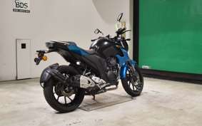 YAMAHA FZ25