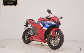 HONDA CBR600RR 2024 PC40