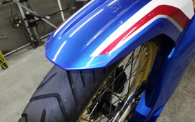 HONDA CRF1000L AFRICA TWIN DCT 2019 SD04
