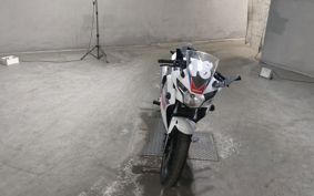 HONDA CBR125R JC50