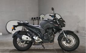 YAMAHA FZ25 RG42