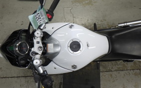 SUZUKI GSR250