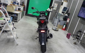 SUZUKI GSX-S125 2002 DL32D