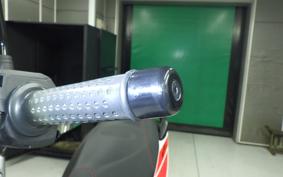APRILIA SR GT200