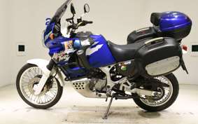 HONDA AFRICA TWIN 750 1999 RD07