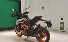 KTM 390 DUKE 2022