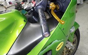 KAWASAKI ZX 1200 NINJA R 2004 ZXT20A