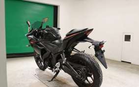 YAMAHA YZF-R25 1989 RG10J
