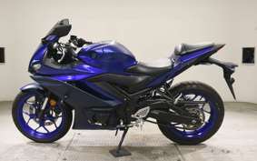 YAMAHA YZF-R25 A 2023 RG74J