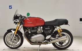 TRIUMPH THRUXTON 1200 R 2016