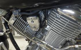 YAMAHA DRAGSTAR 1100 2003 VP13J