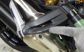 DUCATI M1200 S 2015