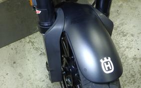 HUSQVARNA SVARTPILEN 250 2020