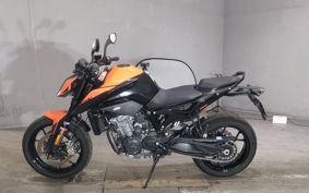 KTM 890 DUKE 2023 TU940