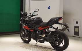 TRIUMPH STREET TRIPLE R 2014