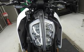 KTM 390 DUKE 2024