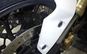 TRIUMPH STREET TRIPLE 85 2013