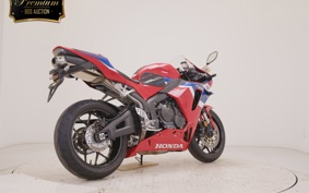 HONDA CBR600RR 2024 PC40