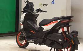 APRILIA SR GT200