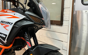 KTM 1290 SUPER ADVENTURE 2020 V5940