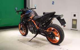 KTM 890 DUKE R 2023