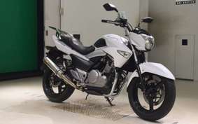 SUZUKI GSR250