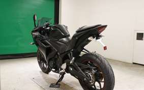 YAMAHA YZF R-3 2019 RH13J