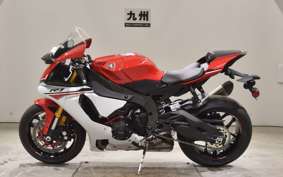 YAMAHA YZF-R1 2016