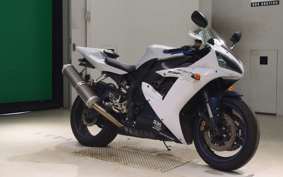 YAMAHA YZF-R1 2004