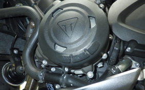 TRIUMPH STREET TRIPLE RS 2021