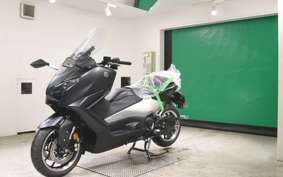 YAMAHA T-MAX 560 2026 SJ21J