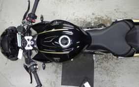 TRIUMPH STREET TRIPLE RS 2022