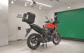 HONDA CB200X
