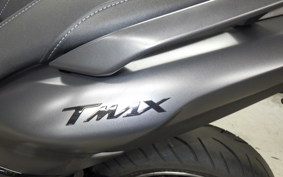 YAMAHA T-MAX 560 T 2026 SJ21J