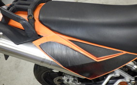 KTM 990 SUPERMOTO 2015