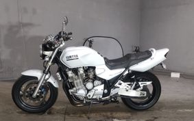 YAMAHA XJR1300 2000 RP03J