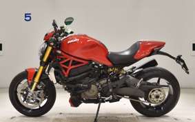 DUCATI M1200 S 2015