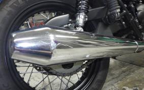 TRIUMPH BONNEVILLE SPIRIT 2015