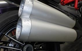 DUCATI DIAVEL 2012