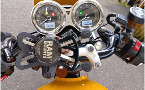 TRIUMPH STREET CUP 2017 DAD77G