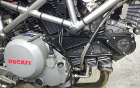 DUCATI MONSTER 400 IE 2004