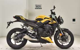 TRIUMPH STREET TRIPLE RS 2025