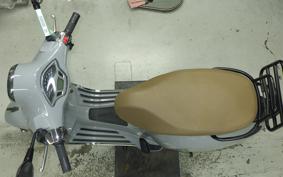 VESPA PRIMAVERA 125